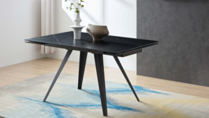 Tavolo Potter nero allungabile in marmo